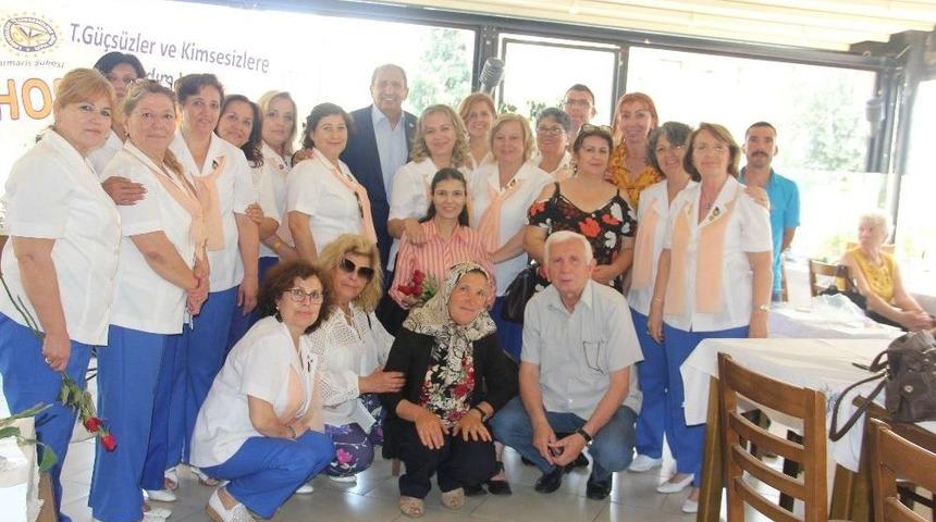 G&uuml;&ccedil;s&uuml;zler Vakfı, Duriye&rsquo;nin Kitabına Destek Olmak İ&ccedil;in Kuru Fasulye Pilav Yedi