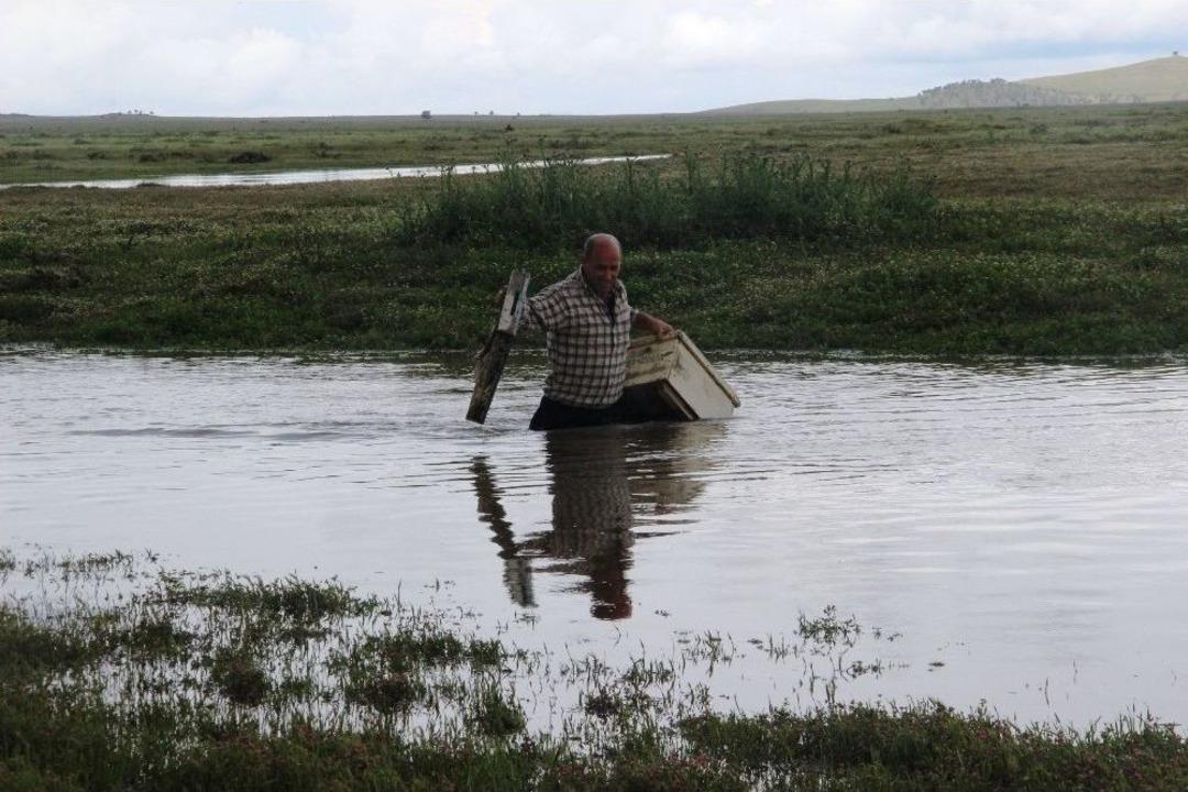 Sular &Ccedil;ekilince Zarar Ortaya &Ccedil;ıktı