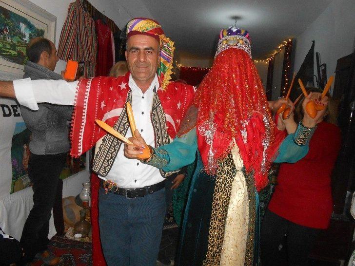 Türkmen Usulü ‘’görücü Usulü Kız İsteme’’ Oyununu Sahnelediler G1