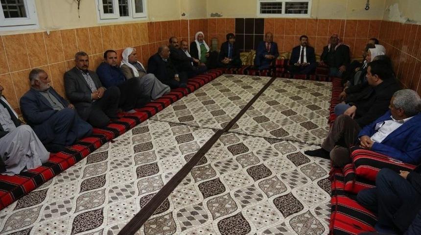 Ekinci Gece Ev Toplantılarına Katılıyor