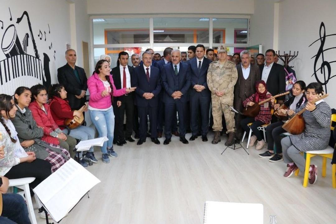 Er&ccedil;ekli &Ccedil;ocuklardan Birlik Mesajı