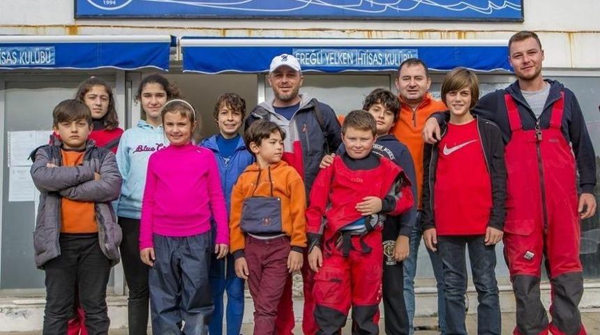 Milli Antren&ouml;r Minik Sporcuları Kampa Aldı