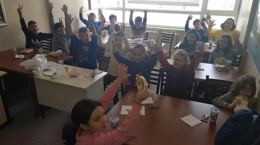 Minik Eller Kodluyor