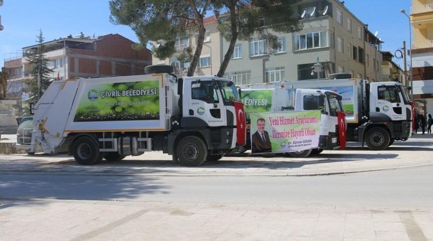 &Ccedil;ivril Belediyesi Ara&ccedil; Filosu Genişletiyor