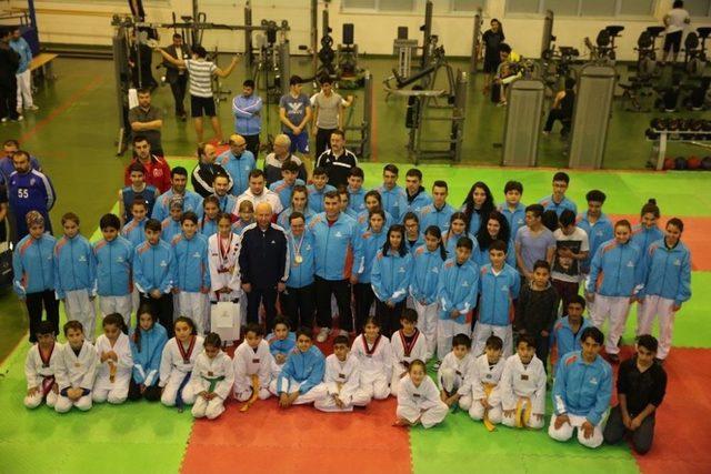 Kocasinan’ın Tesisleri, 7’den 70’e Herkese Spor Hizmeti Veriyor