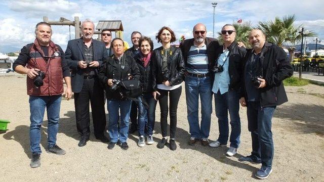 Burhaniye’de Amatör Fotoğrafçılar Sahaya Çıktı