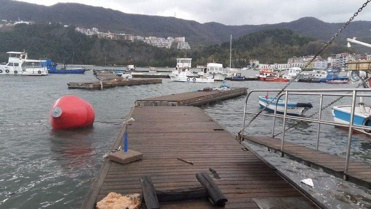 Bartın’da Şiddetli Fırtına Hayatı Olumsuz Etkiliyor G5