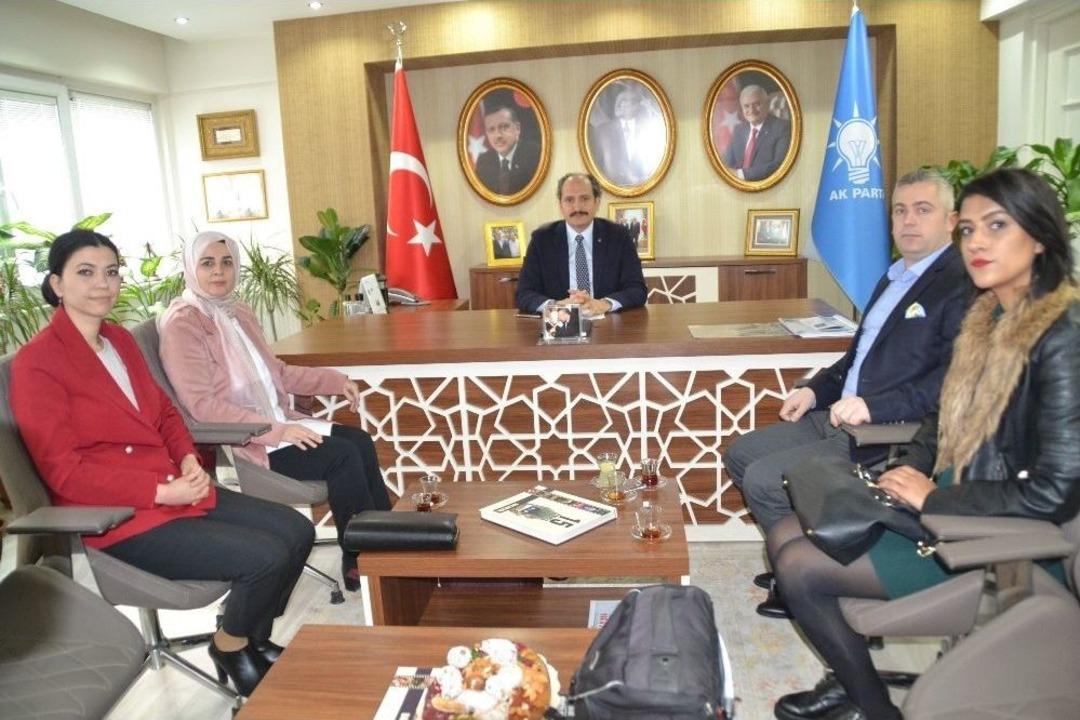 Ak Parti Yaşlılar Haftasını Kutladı