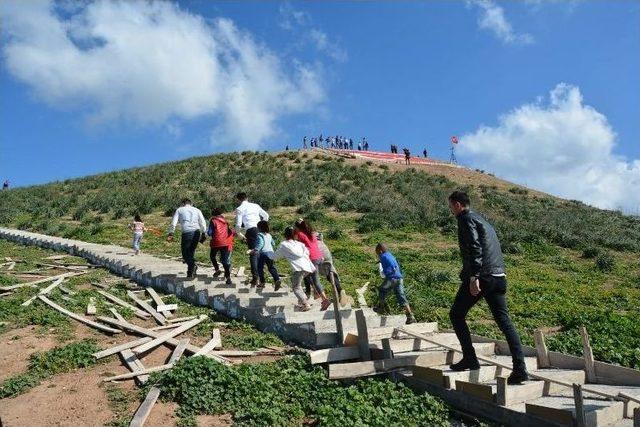 Fatsa’dan Gönderilen Fındık Ezmeleri Askerlere Teslim Edildi