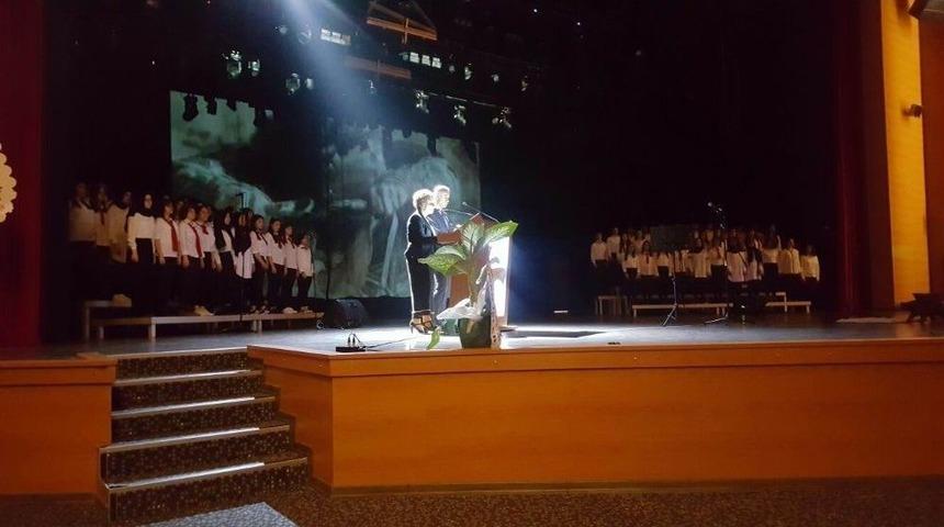 Sosyal Bilimler Lisesinden &rsquo;şuhedanın G&ouml;lgesi&rsquo;nde Programı