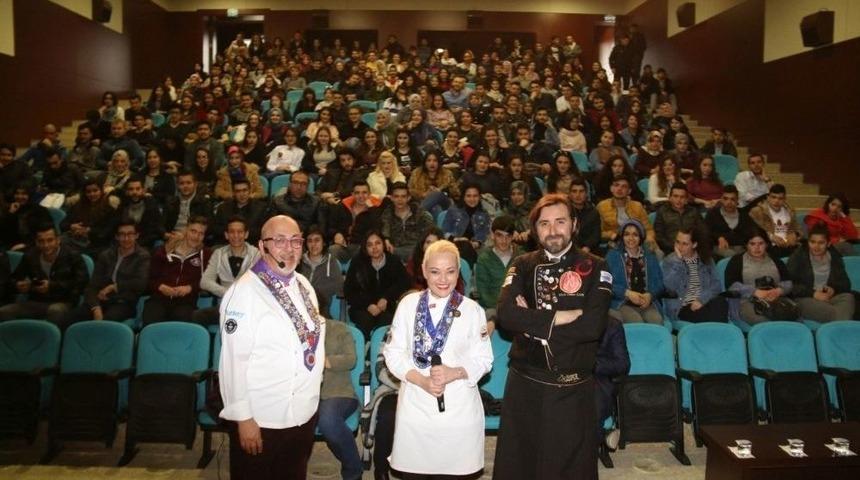 Hacı Bektaş Veli &Uuml;niversitesinde Saray Mutfağı Konuşuldu