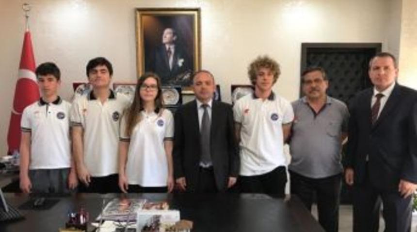 Satran&ccedil;ta T&uuml;rkiye &Uuml;&ccedil;&uuml;nc&uuml;s&uuml; Burhaniye&rsquo;den