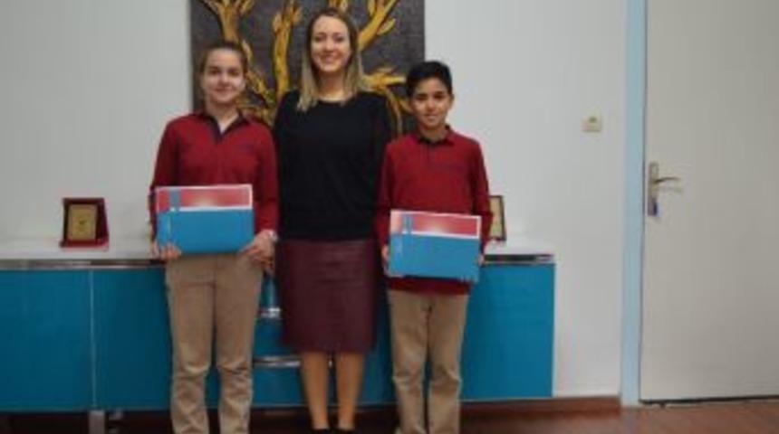 Kolej &Ouml;ğrencileri T&uuml;bitak Sergisine Davet Edildi