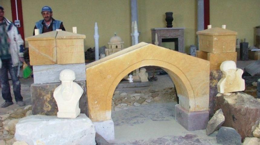 Melikgazi&rsquo;den Taş Restorat&ouml;r&uuml; Kursu