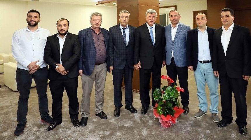 Başkan Karaosmanoğlu Stk&rsquo;lar İle Bir Araya Geliyor