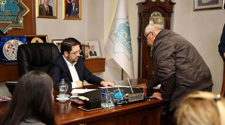Başkan Yazgı, Halk G&uuml;n&uuml;nde Vatandaşların Sorununu &Ccedil;&ouml;z&uuml;me Kavuşturuyor