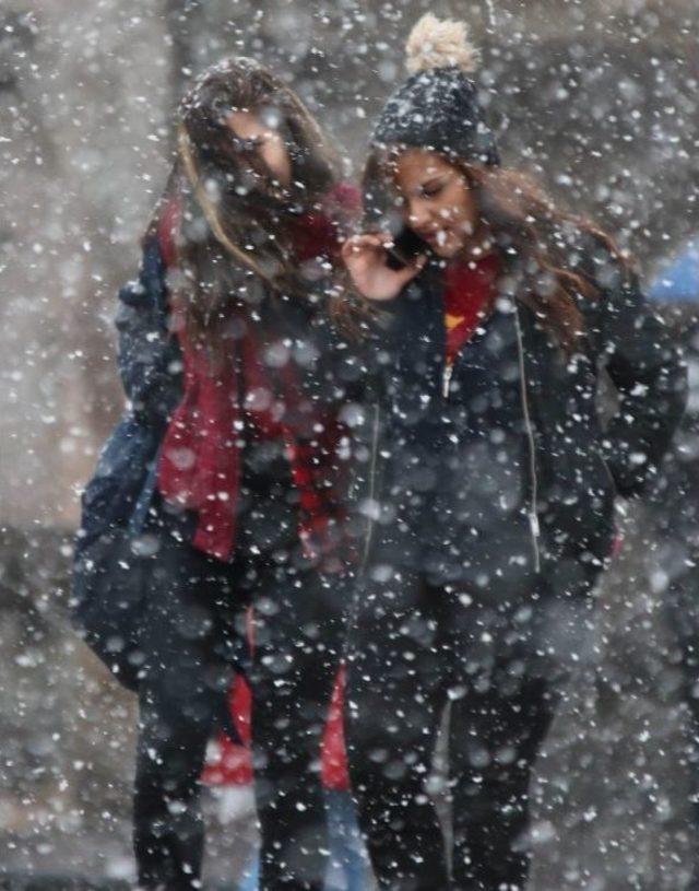 Kayseri’de Kar Yağışı Etkili Oldu 1
