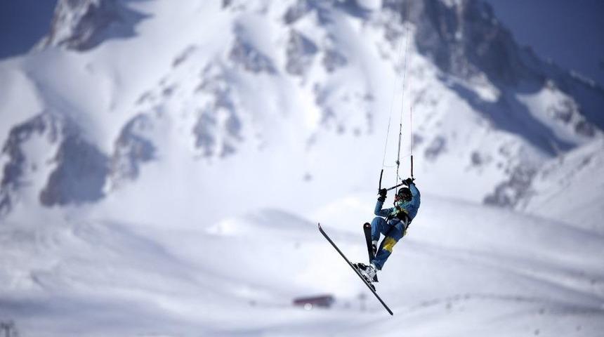 Erciyes Kayak Merkezi Ford Snowkite, D&uuml;nya Kupası Finaline Ev Sahipliği Yapacak