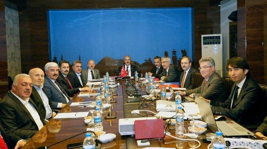 Oka Y&ouml;netimi Amasya&rsquo;da Toplandı