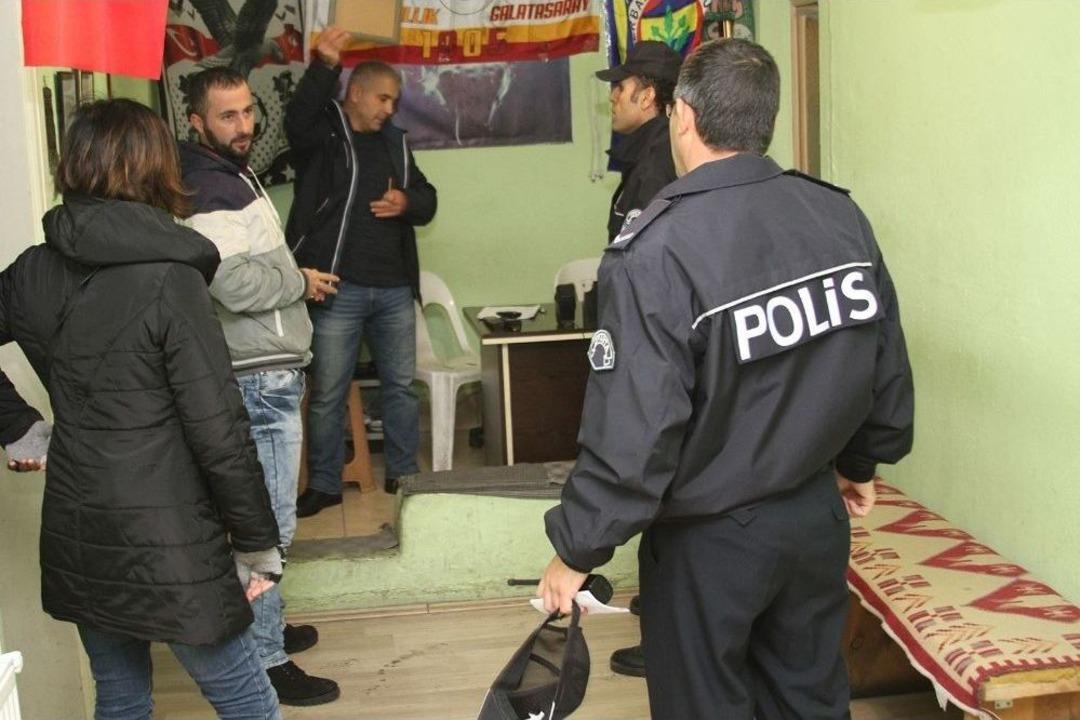 Isparta&rsquo;daki İnternet Kafe Ve Oyun Salonlarına Polis Denetimi