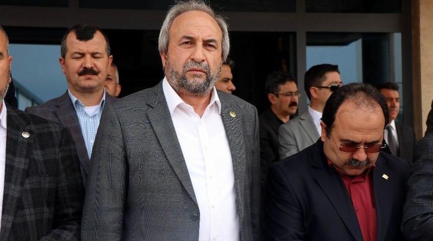 Eğitim Bir-sen&rsquo;den &Ouml;ğrencilere "&ccedil;anakkale" Men&uuml;s&uuml;