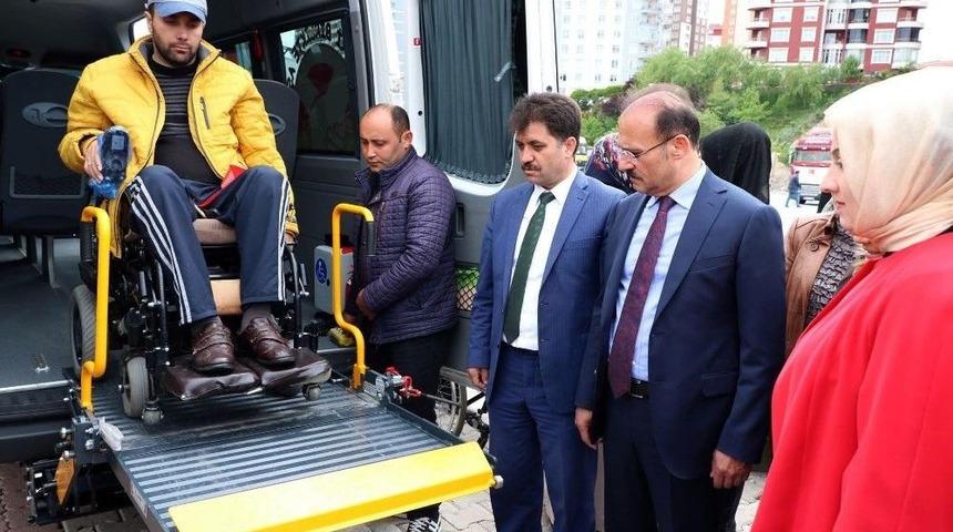 Engelli Vatandaşlar İ&ccedil;in Asans&ouml;rl&uuml; Ara&ccedil; Tahsis Edildi
