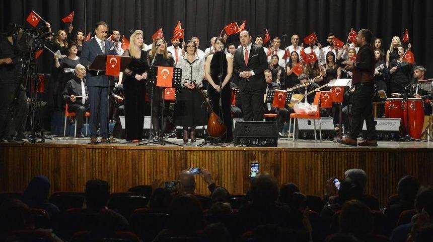 &Ccedil;anakkale Zaferi T&uuml;rk&uuml;ler İle Anıldı