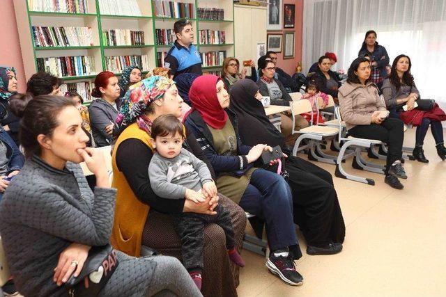 Bayraklı’da “kadına Şiddete Hayır” Semineri