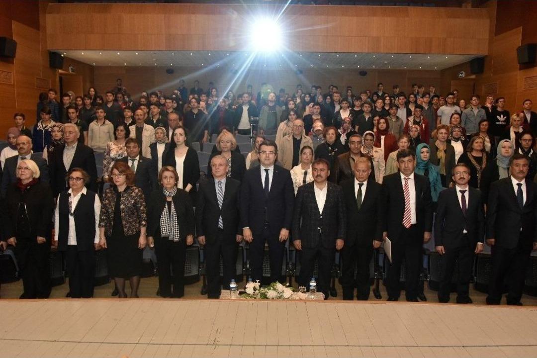 G&uuml;m&uuml;şhane&rsquo;de &lsquo;kırsal Kalkınmanın Temeli Kadındır&rsquo; Konulu 3.ekoturizm Sempozyumu D&uuml;zenlendi