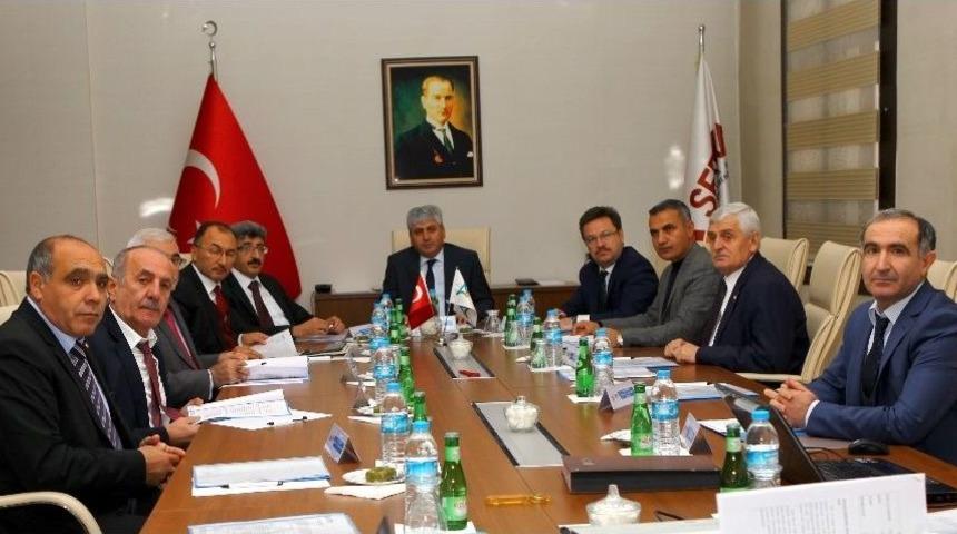 Serka Y&ouml;netimi Kars&rsquo;ta Toplandı