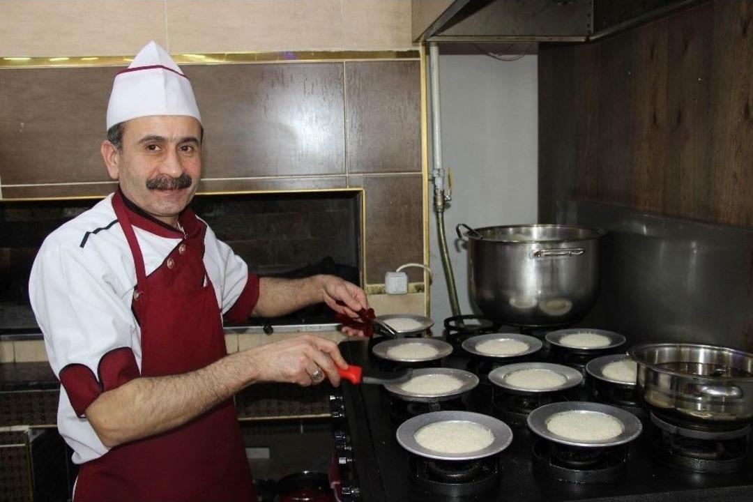 İki G&uuml;nl&uuml;k Hasılatını Mehmet&ccedil;iğe Bağışlayacak