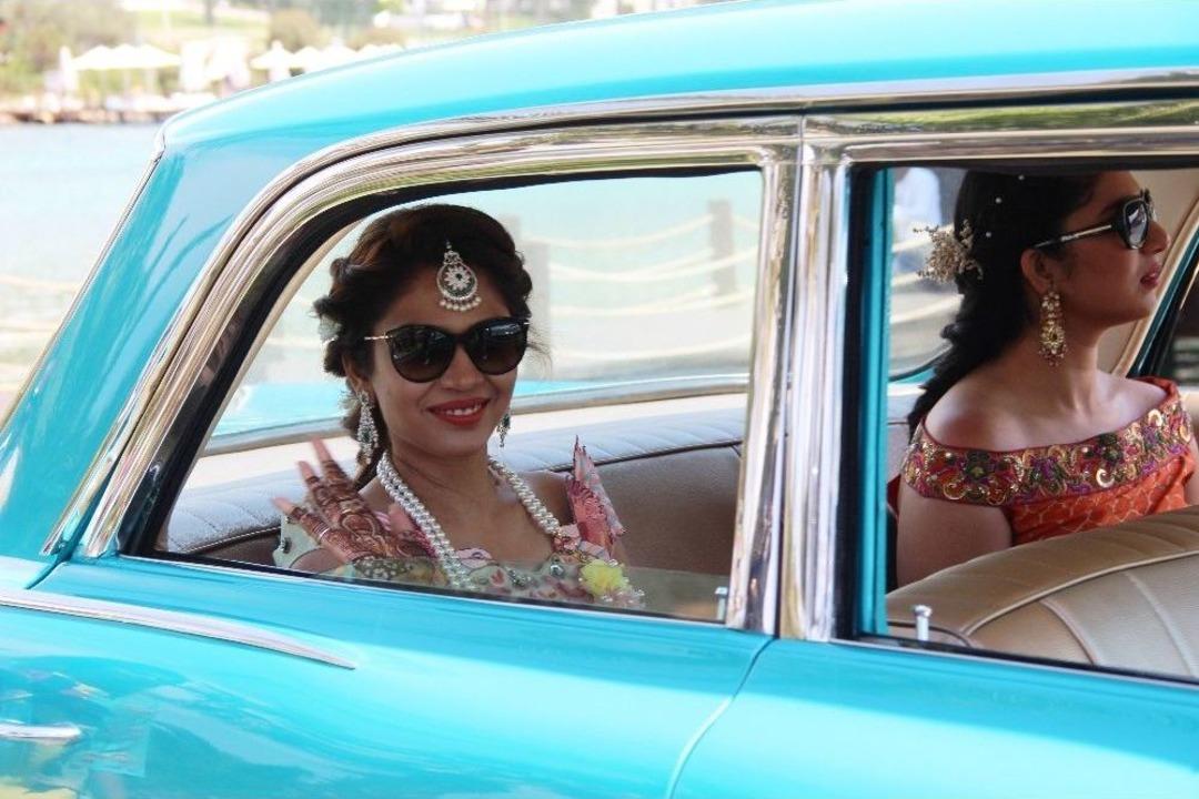 Milyon Dolarlık Hint D&uuml;ğ&uuml;n&uuml;n&uuml;n Kına T&ouml;reni İ&ccedil;in Ada Kapatıldı