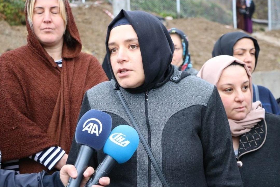 İki Mahalle Arasındaki Ulaşım İ&ccedil;in Vatandaşlar &Uuml;st Ge&ccedil;it Talep Etti