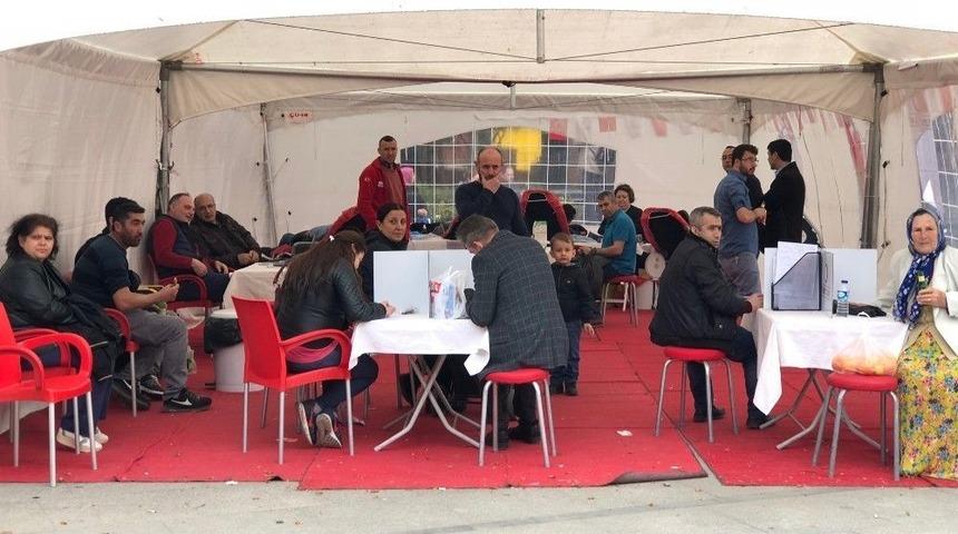 Kızılay &Ccedil;orlu Şubesinden Kan Bağışı Kampanyası