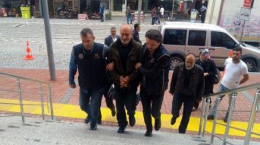 Sd Karttan İsmi &Ccedil;ıkan Eski Emniyet M&uuml;d&uuml;r&uuml; Adli Kontrol Şartı İle Serbest Bırakıldı