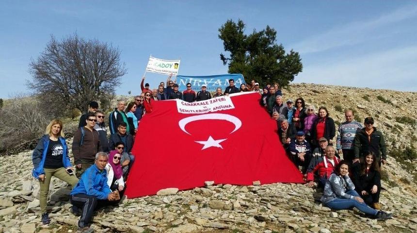 Kadoy&rsquo;dan &Ccedil;anakkale Şehitleri İ&ccedil;in Y&uuml;r&uuml;y&uuml;ş