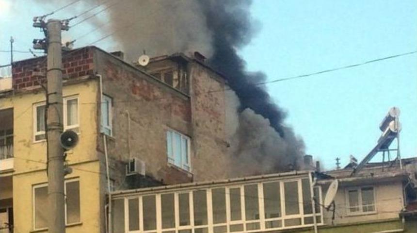 Tarihi Konak Alevlere Teslim Oldu