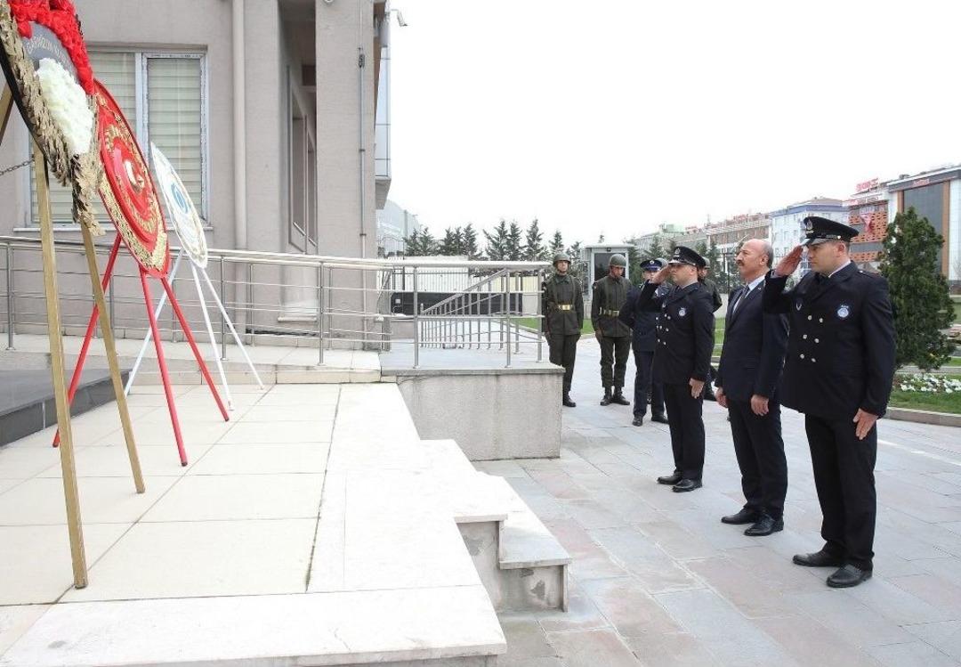 Sultangazi&rsquo;de &Ccedil;anakkale Deniz Zaferi Ve Şehitleri Anma G&uuml;n&uuml;