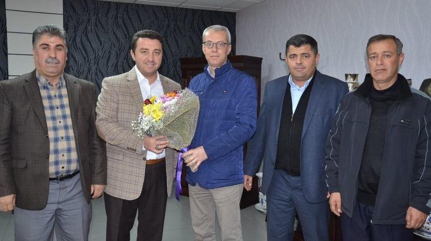 Servis Sorununu &Ccedil;&ouml;zen Başkan Bakıcı&rsquo;ya Teşekk&uuml;r Ziyareti