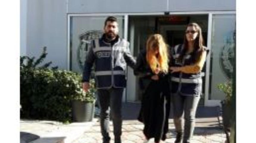 Kadın Hırsız Tutuklandı