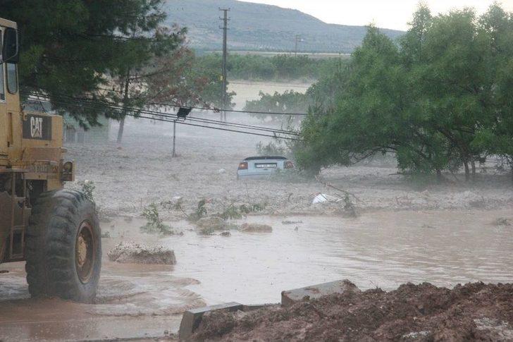 Kilis’te Sel Felaketinin Ardından Yol Trafiğe Açıldı G2