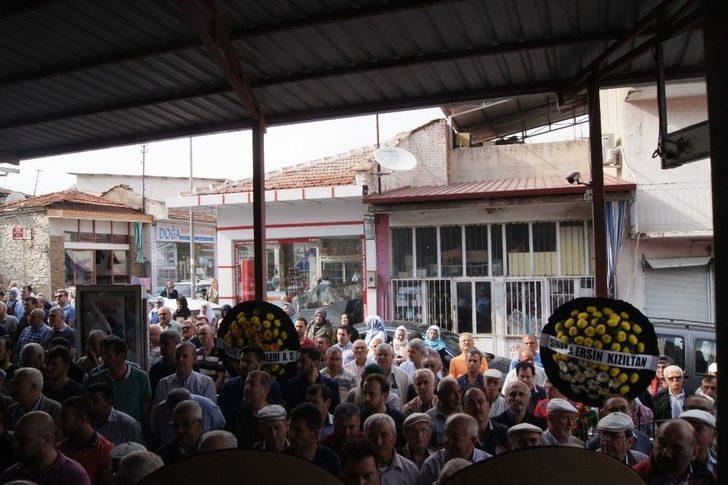 Aydınlı Genç Avukat Toprağa Verildi G2