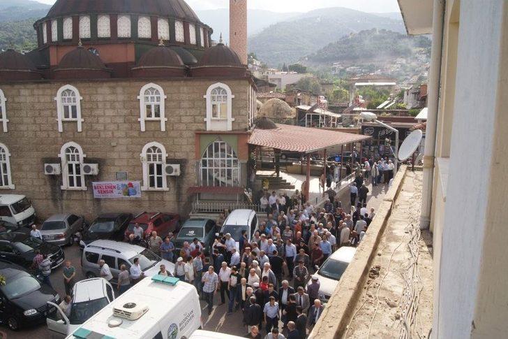 Aydınlı Genç Avukat Toprağa Verildi G5