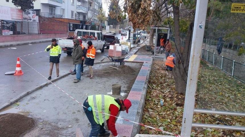 Eski Hastane Caddesinde Kaldırım &Ccedil;alışması Başladı