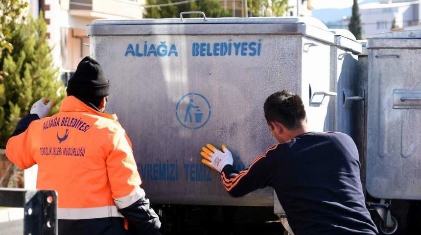 Aliağa Belediyesi &Ccedil;&ouml;p Konteynerlerini Yeniliyor