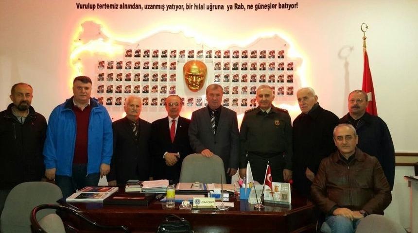 Garnizon Komutanı &Uuml;st&uuml;n&rsquo;den Şehit Yakınları Ve Gazilere Yakın İlgi