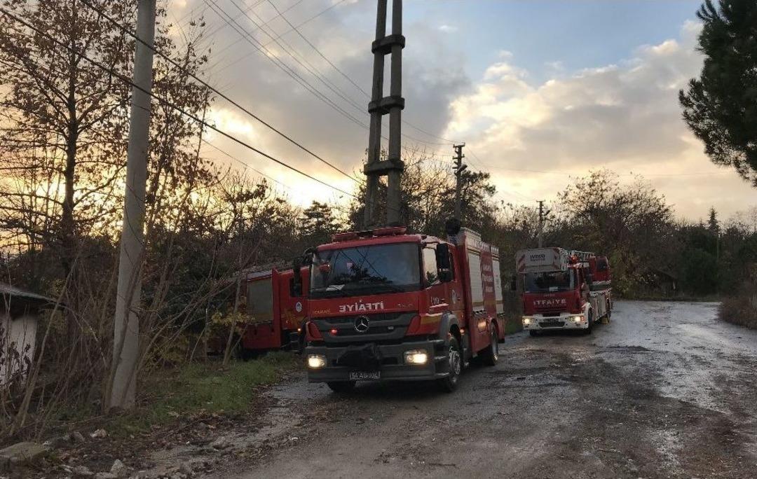 Terk Edilmiş Prefabriklerdeki Yangın İtfaiye Ekiplerince S&ouml;nd&uuml;r&uuml;ld&uuml;