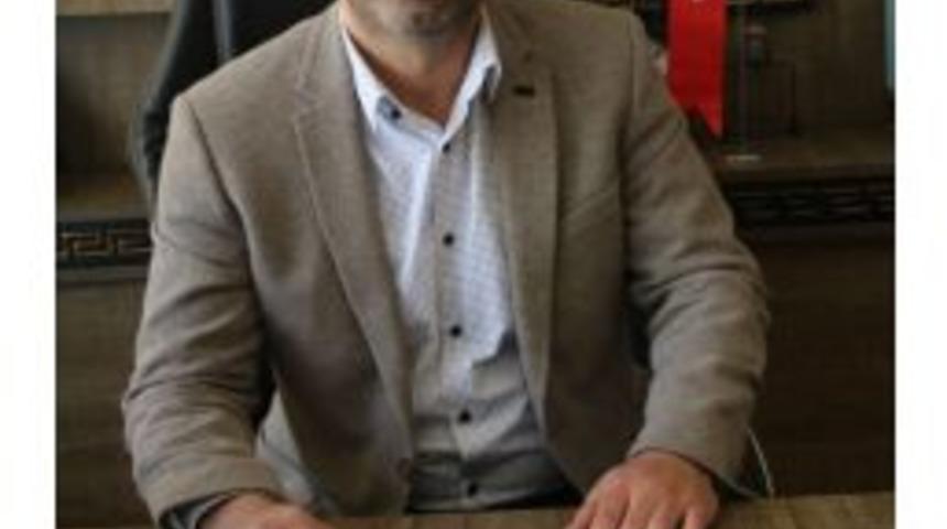 İş Adamı Vedat Öztürk, Gediz Sanayi Ve Ticaret Odası Başkanlığı’na Aday Olduğunu Açıkladı