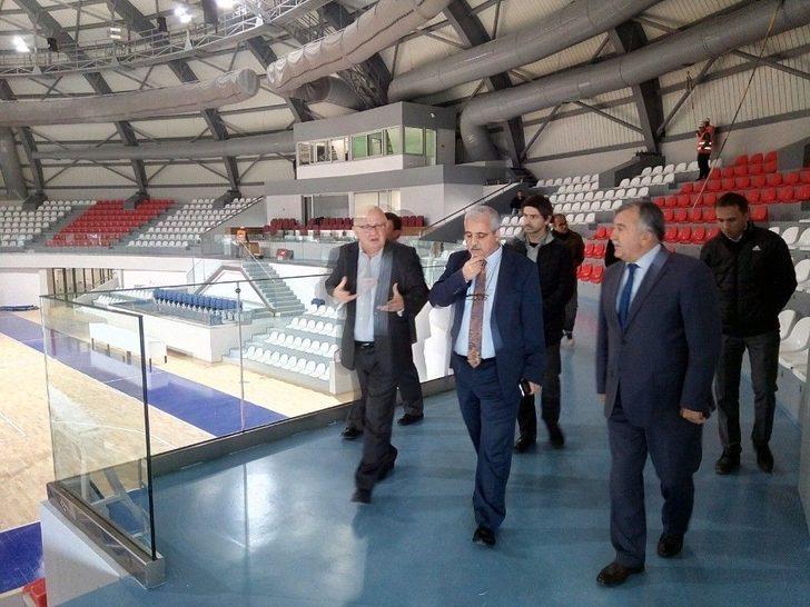 Vali Güvençer, Engelli Gençlerin Çalışmalarını İnceledi G2