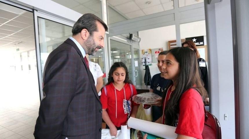 Işık Halkı Dinliyor